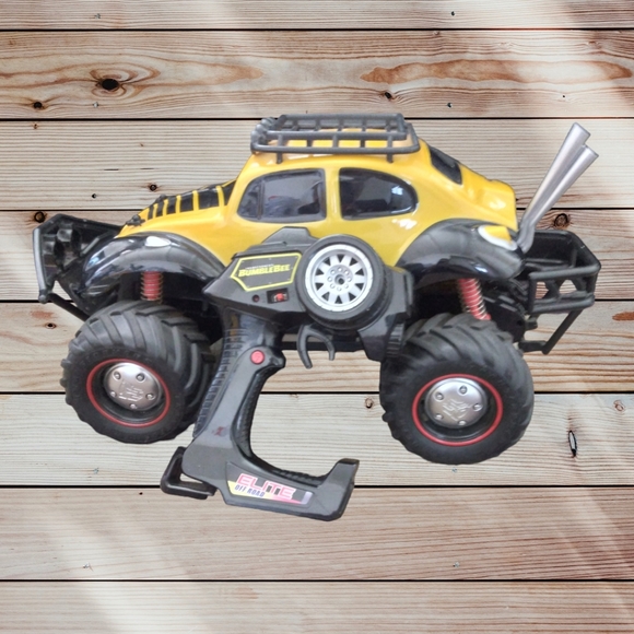 Bumblebee RC Car Not Working - Picture 2 of 5